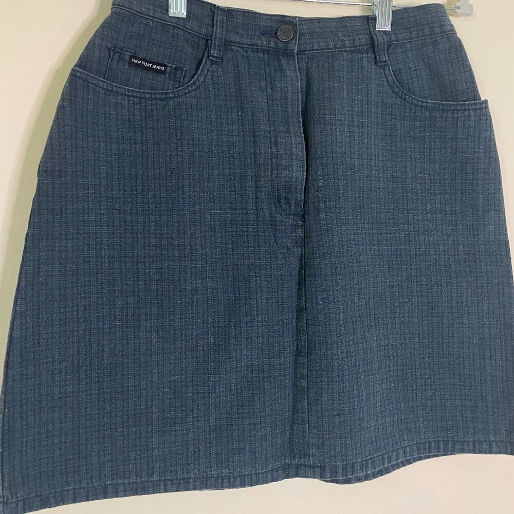 Vintage 90s NY Jeans denim skirt with subtle blue-green plaid print